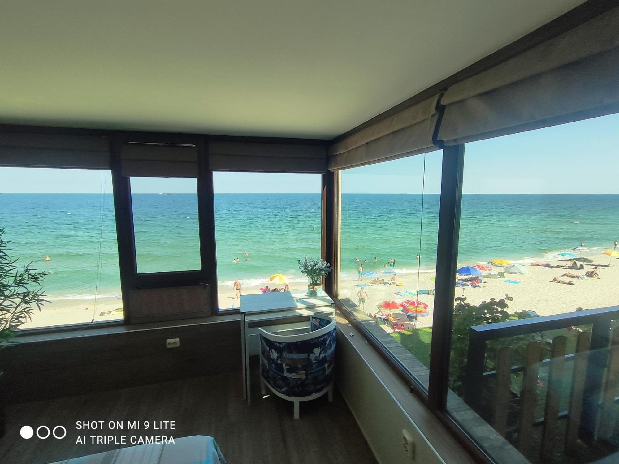 Hemingway Rooms In Happy Beach Варна Екстер'єр фото